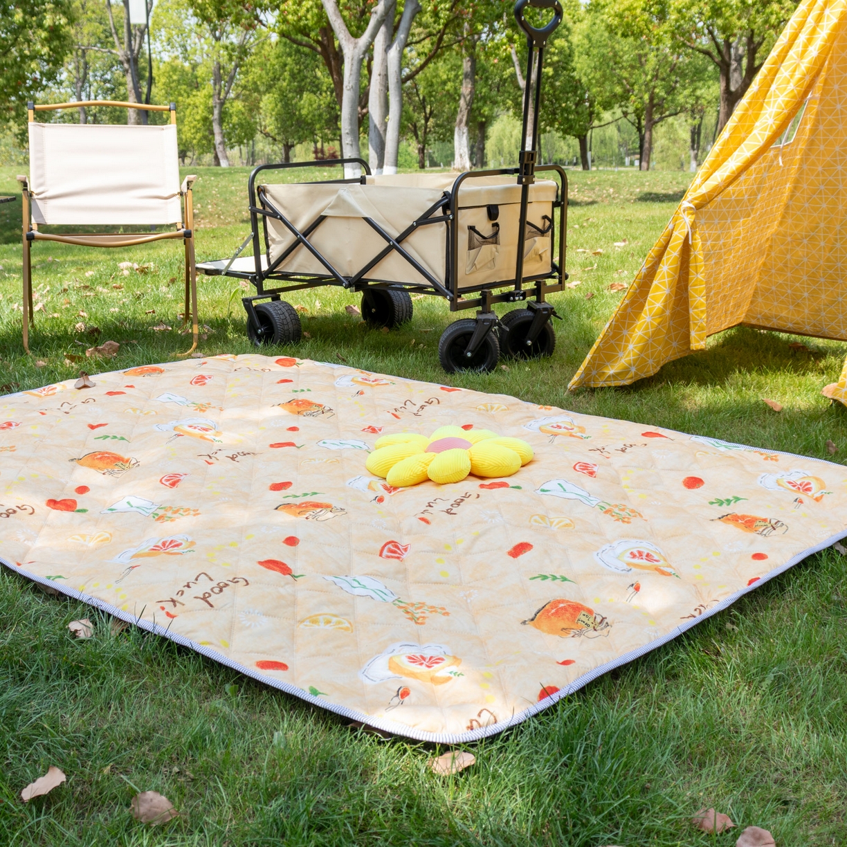 91家纺网 家纺一手货源 找家纺 欣宜家纺 2025新款铝底防水野餐垫防潮宝宝地垫爬爬垫露营垫帐篷垫 橘子酱