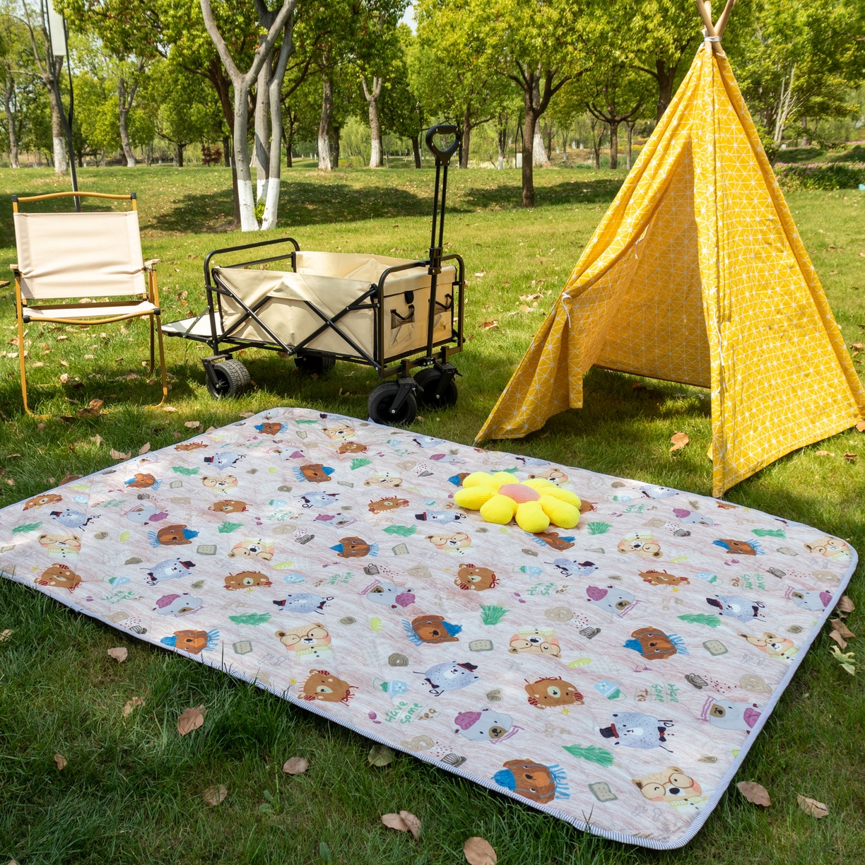91家纺网 家纺一手货源 找家纺 欣宜家纺 2025新款铝底防水野餐垫防潮宝宝地垫爬爬垫露营垫帐篷垫 咖啡熊