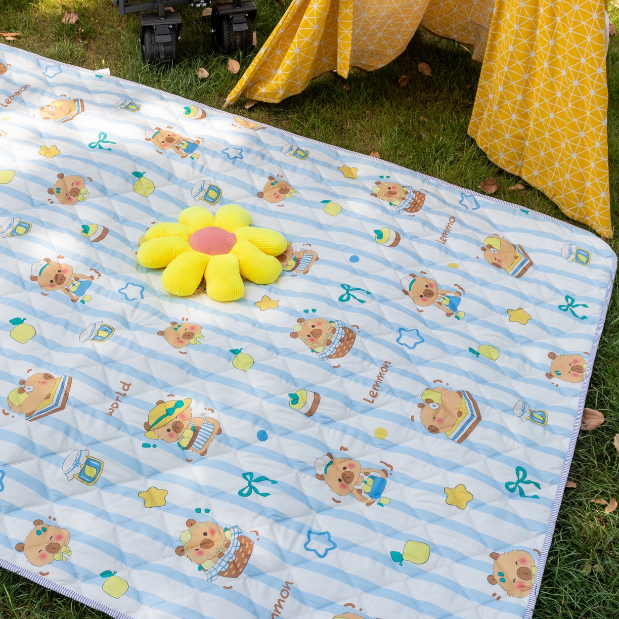 91家纺网 家纺一手货源 找家纺 欣宜家纺 2025新款铝底防水野餐垫防潮宝宝地垫爬爬垫露营垫帐篷垫 蓝条卡皮