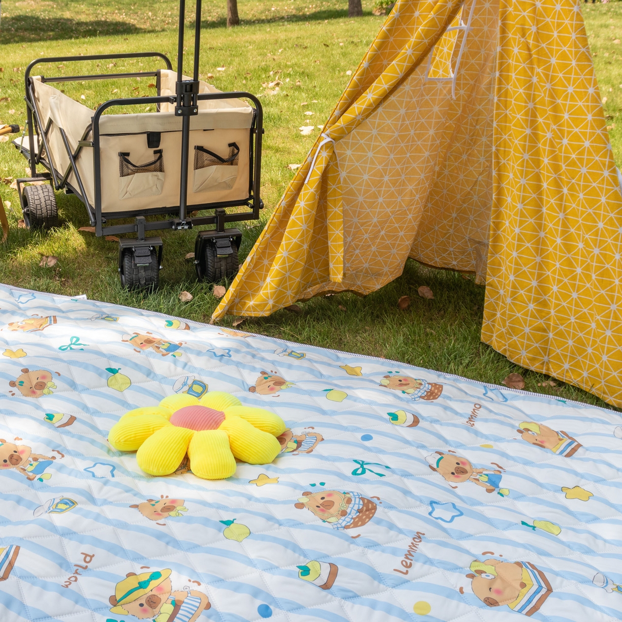 91家纺网 家纺一手货源 找家纺 欣宜家纺 2025新款铝底防水野餐垫防潮宝宝地垫爬爬垫露营垫帐篷垫 蓝条卡皮