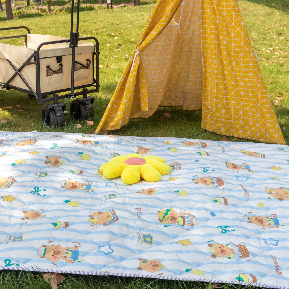 91家纺网 家纺一手货源 找家纺 欣宜家纺 2025新款铝底防水野餐垫防潮宝宝地垫爬爬垫露营垫帐篷垫 蓝条卡皮