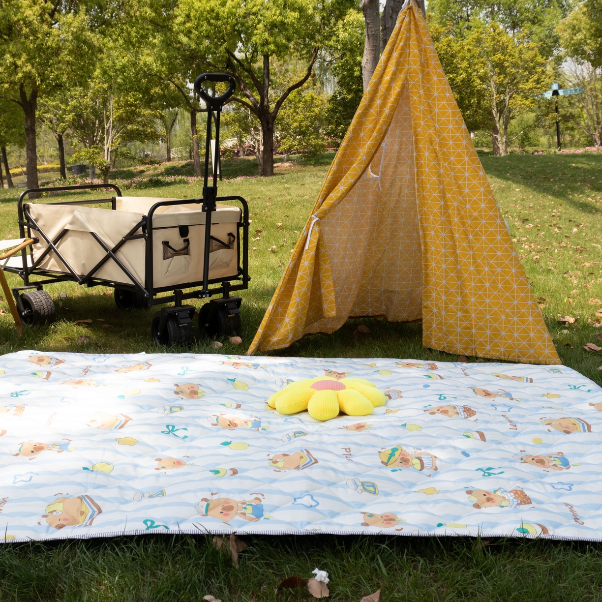 91家纺网 家纺一手货源 找家纺 欣宜家纺 2025新款铝底防水野餐垫防潮宝宝地垫爬爬垫露营垫帐篷垫 蓝条卡皮