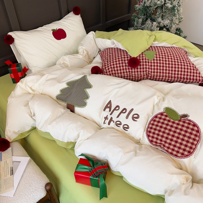 91家纺网 家纺一手货源 找家纺 炫拼家纺 2026新款卡通毛巾绣A类全棉40支水洗棉贴布绣平绣纯棉四件套-毛球系列 毛球-平安喜乐