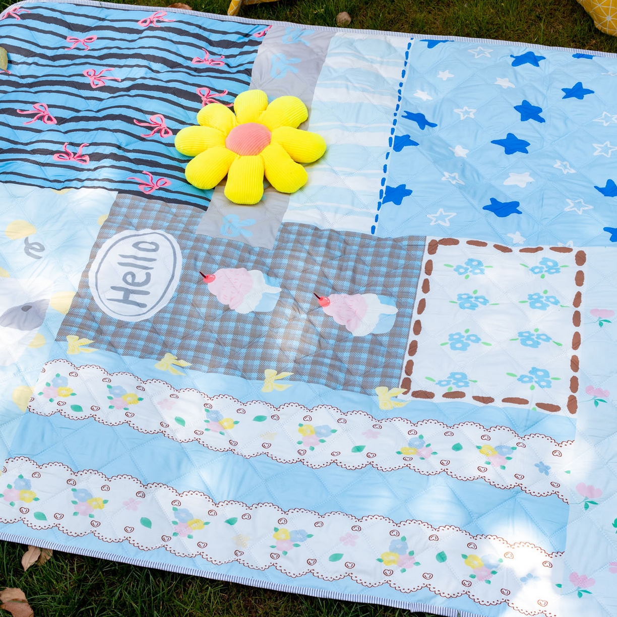 91家纺网 家纺一手货源 找家纺 欣宜家纺 2025新款铝底防水野餐垫防潮宝宝地垫爬爬垫露营垫帐篷垫 悠闲假日