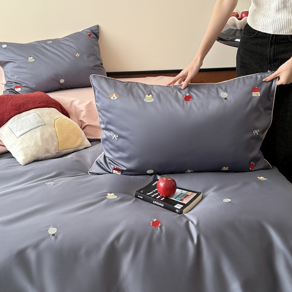 91家纺网 家纺一手货源 找家纺 （总）鹿班家居 2026春季新品100S长绒棉精密刺绣系列四件套-彩虹绘梦（标准会员-20元)