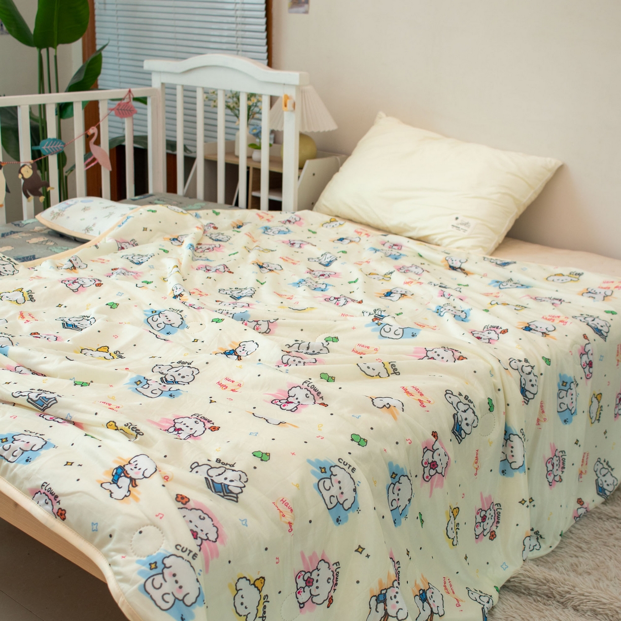 91家纺网 家纺一手货源 找家纺 欣宜家纺 2025新款母婴级卡通冰淇淋夏被夏凉空调冰丝薄款被芯可机洗凉感丝冰皮被子 被子被芯 乖乖狗