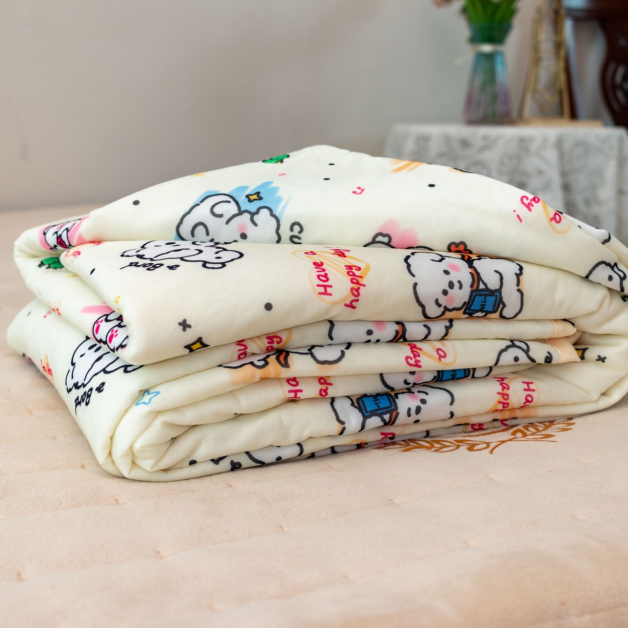 91家纺网 家纺一手货源 找家纺 欣宜家纺 2025新款母婴级卡通冰淇淋夏被夏凉空调冰丝薄款被芯可机洗凉感丝冰皮被子 被子被芯 乖乖狗