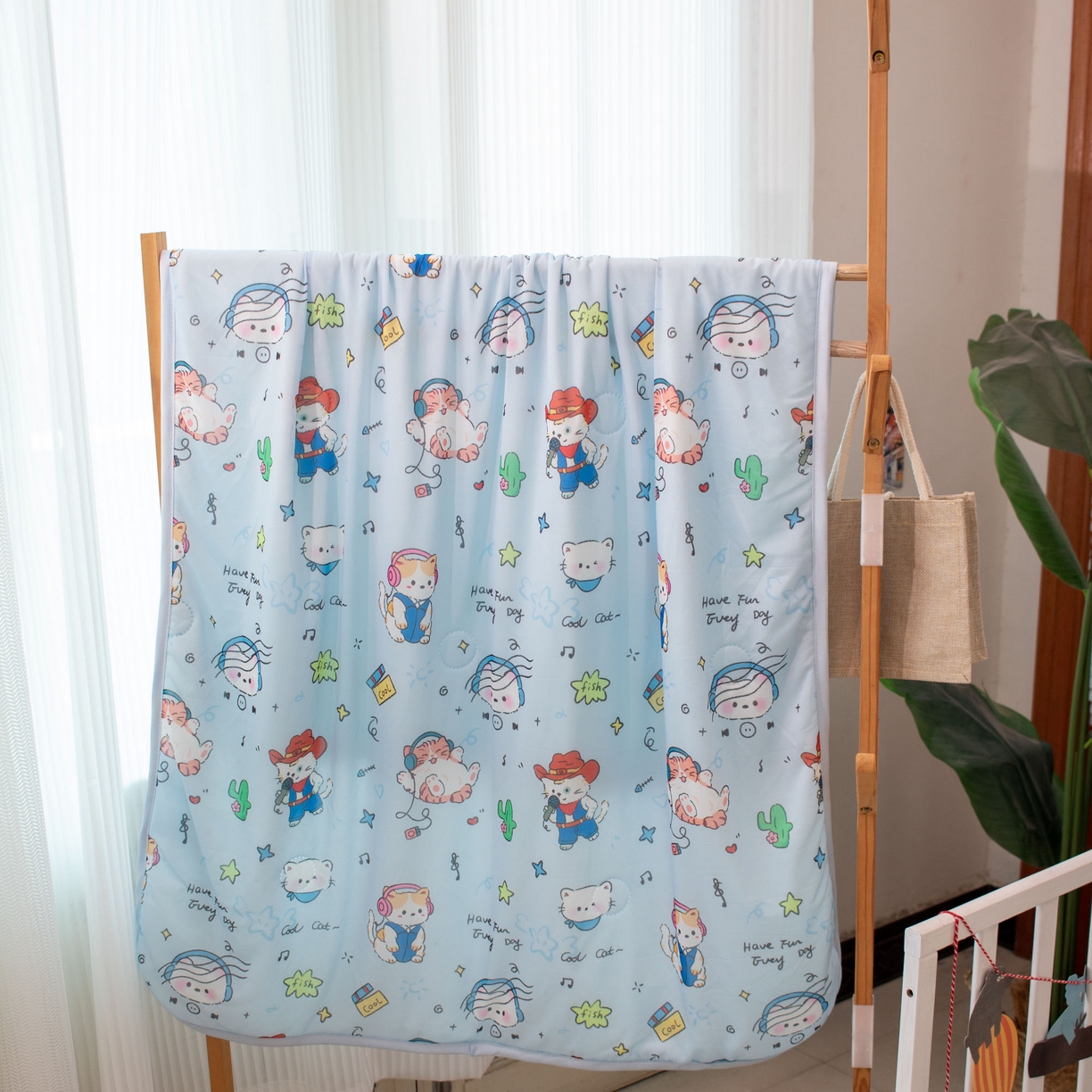 91家纺网 家纺一手货源 找家纺 欣宜家纺 2025新款母婴级卡通冰淇淋夏被夏凉空调冰丝薄款被芯可机洗凉感丝冰皮被子 被子被芯 摇滚猫