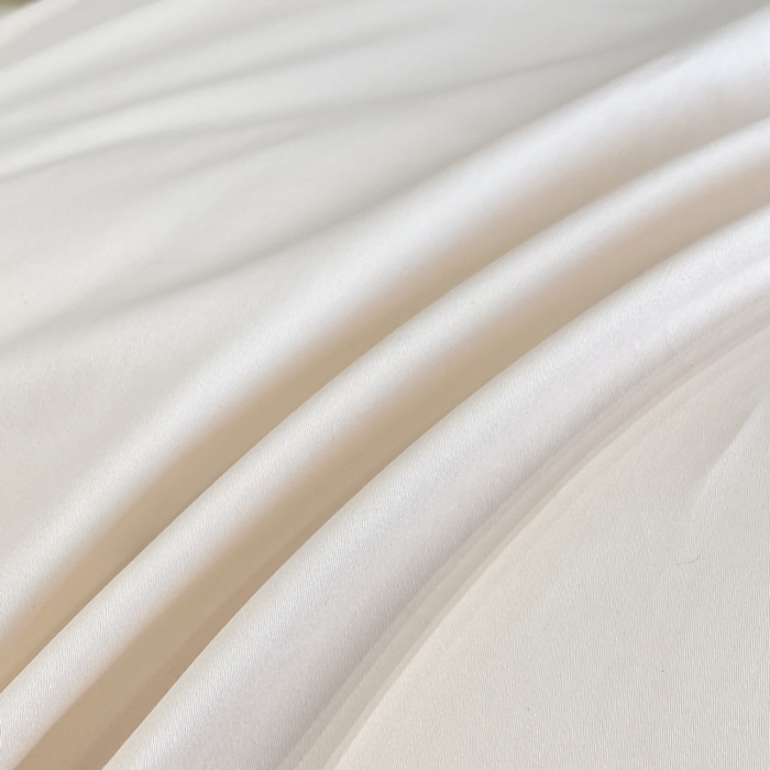 91家纺网 家纺一手货源 找家纺 欣宜家纺 2025新款全棉长绒棉刺绣绣花款纯棉四件套高端礼盒款-洛可系列 洛可可-白紫