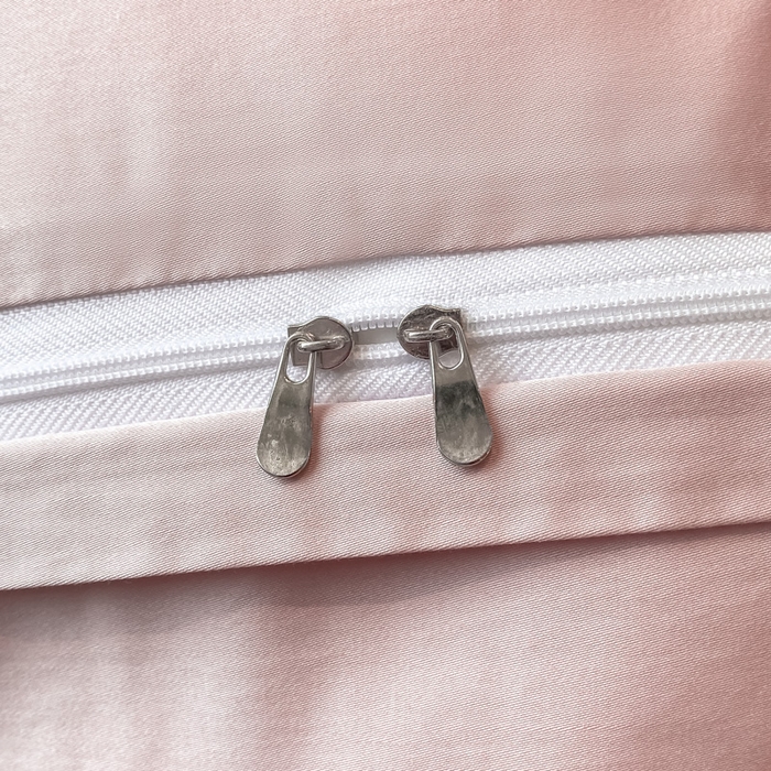 91家纺网 家纺一手货源 找家纺 欣宜家纺 2025新款纯棉全棉长绒棉刺绣绣花高端礼盒四件套-梦境 梦境奶昔白