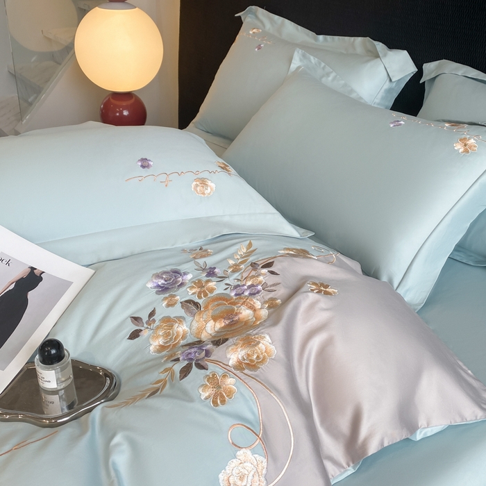 91家纺网 家纺一手货源 找家纺 欣宜家纺 2025新款纯棉全棉长绒棉刺绣绣花高端礼盒四件套-梦境 梦境飘蓝