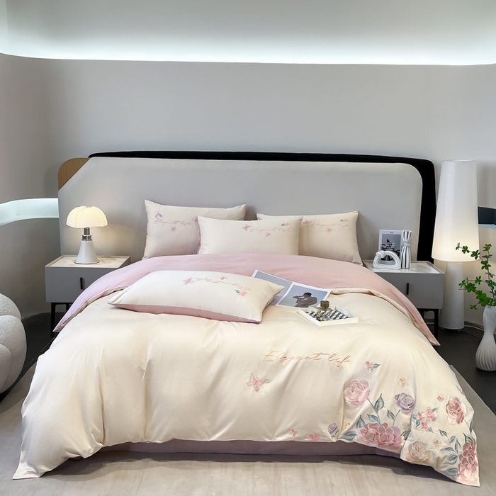 欣宜家纺 2025新款纯棉全棉长绒棉刺绣绣花四件套高端礼盒款-爱丽丝 爱丽丝-白粉