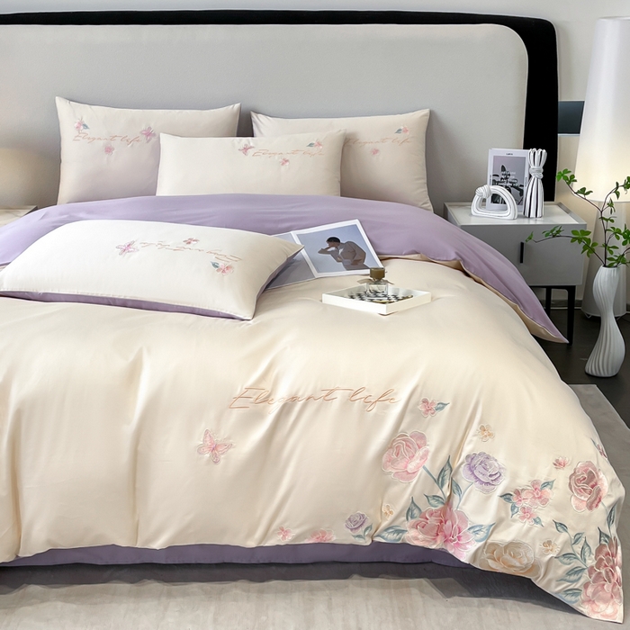 91家纺网 家纺一手货源 找家纺 欣宜家纺 2025新款纯棉全棉长绒棉刺绣绣花四件套高端礼盒款-爱丽丝 爱丽丝-白紫