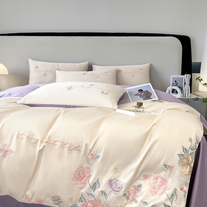 91家纺网 家纺一手货源 找家纺 欣宜家纺 2025新款纯棉全棉长绒棉刺绣绣花四件套高端礼盒款-爱丽丝 爱丽丝-白紫