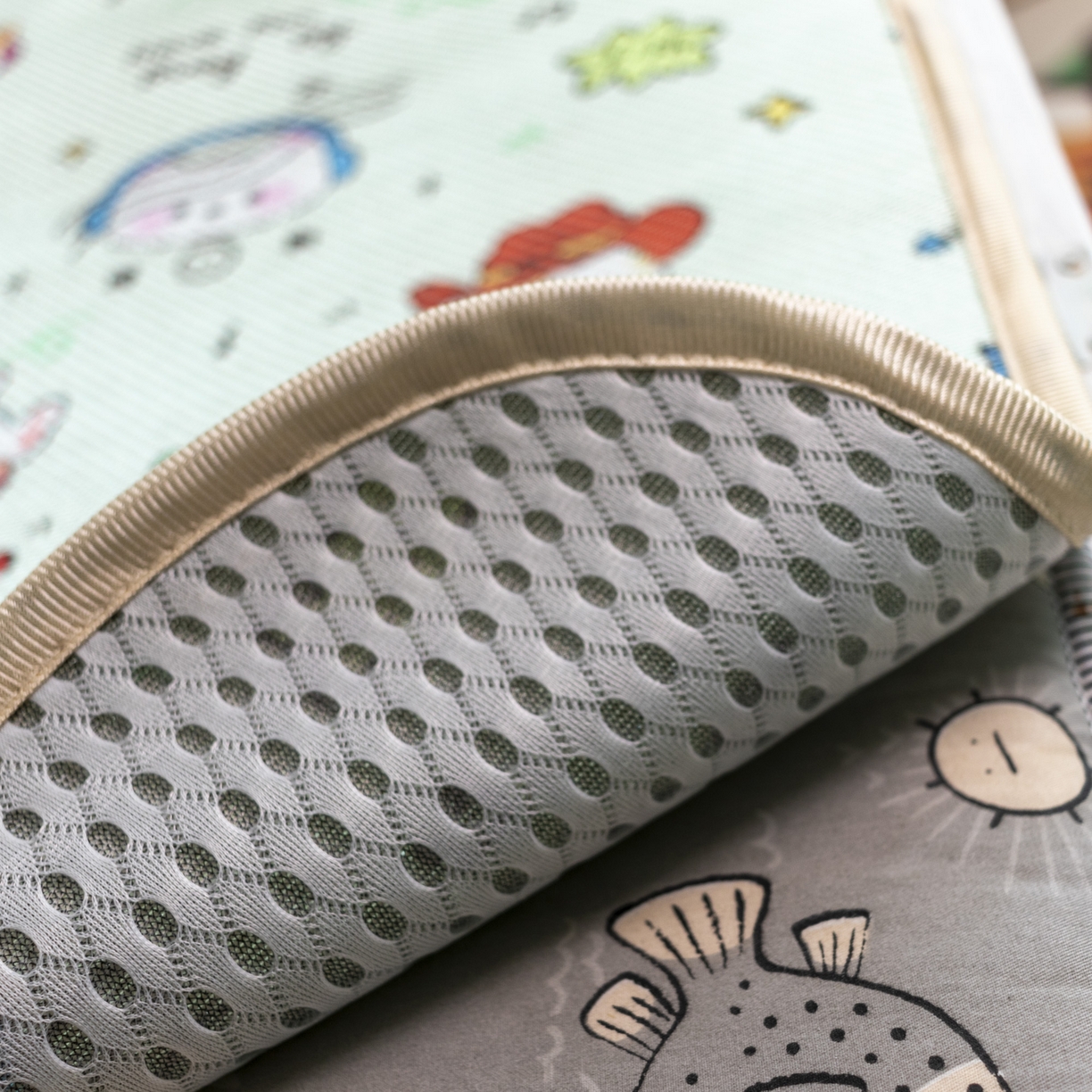 91家纺网 家纺一手货源 找家纺 欣宜家纺 2025新款可爱卡通儿童冰藤席 牛仔猫