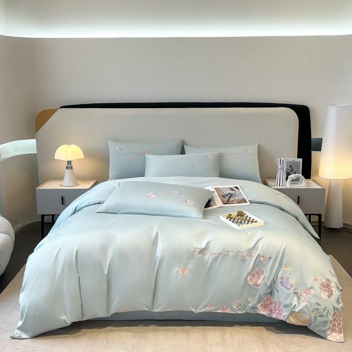 欣宜家纺 2025新款纯棉全棉长绒棉刺绣绣花四件套高端礼盒款-爱丽丝 爱丽丝-飘蓝