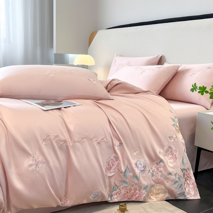 91家纺网 家纺一手货源 找家纺 欣宜家纺 2025新款纯棉全棉长绒棉刺绣绣花四件套高端礼盒款-爱丽丝 爱丽丝-轻奢粉