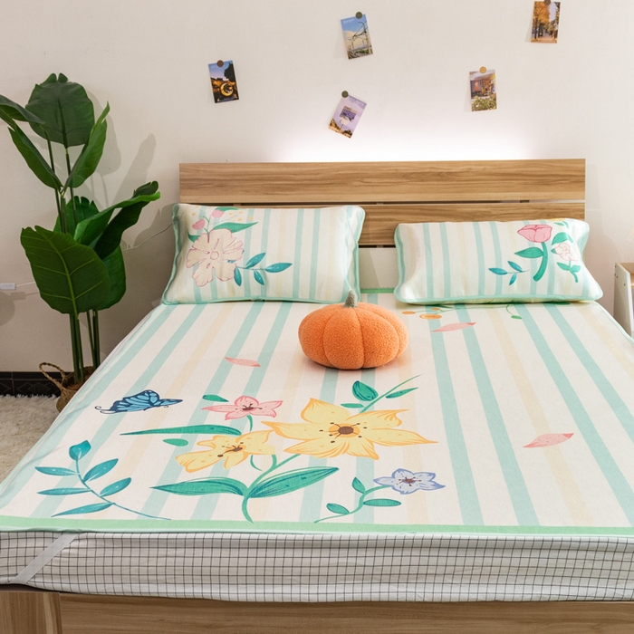 91家纺网 家纺一手货源 找家纺 欣宜家纺 2025新款母婴级夏季新款小清新数码印花凉感冰丝席三件套空调席（有质检报告） 春意-绿