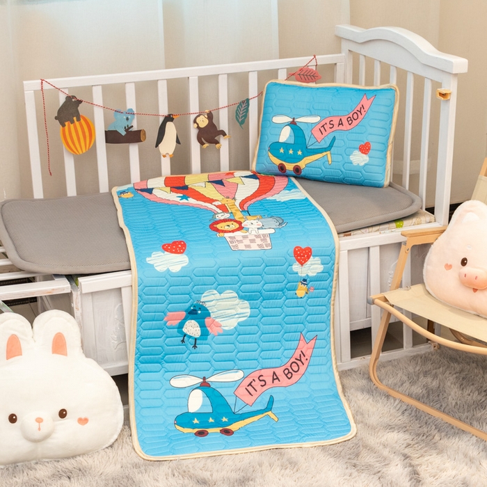 91家纺网 家纺一手货源 找家纺 欣宜家纺 2025新款母婴级儿童乳胶凉席空调席 飞机热气球