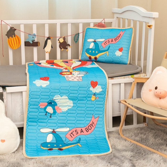 91家纺网 家纺一手货源 找家纺 欣宜家纺 2025新款母婴级儿童乳胶凉席空调席 飞机热气球