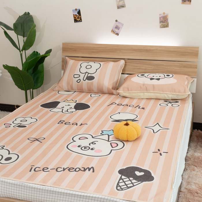 91家纺网 家纺一手货源 找家纺 欣宜家纺 2025新款母婴级夏季新款小清新数码印花凉感冰丝席三件套空调席（有质检报告） 动物乐园