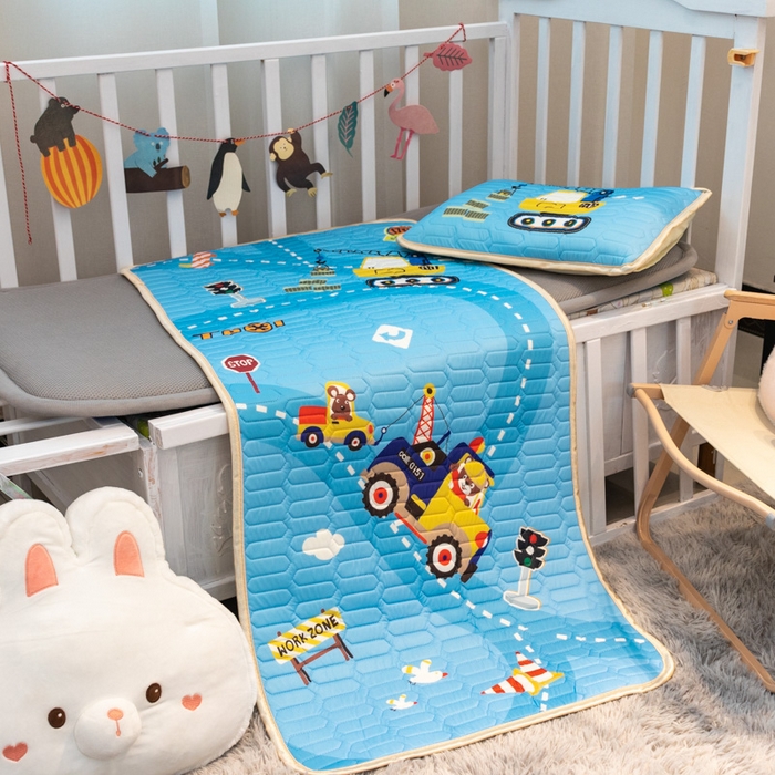 91家纺网 家纺一手货源 找家纺 欣宜家纺 2025新款母婴级儿童乳胶凉席空调席 工程车队