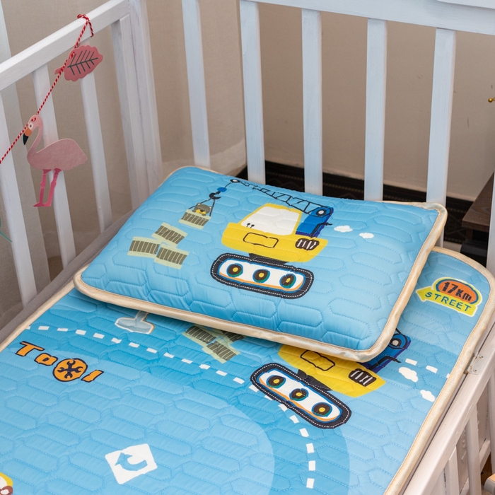 91家纺网 家纺一手货源 找家纺 欣宜家纺 2025新款母婴级儿童乳胶凉席空调席 工程车队