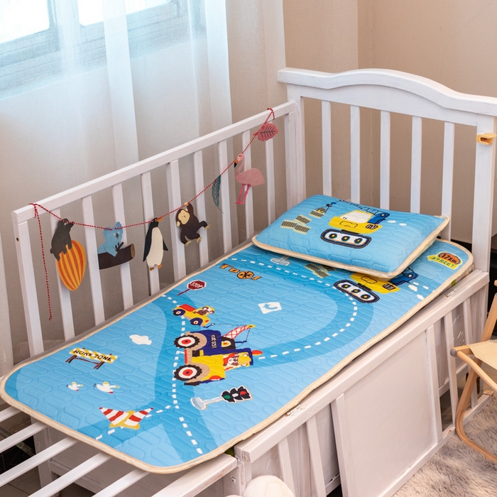 91家纺网 家纺一手货源 找家纺 欣宜家纺 2025新款母婴级儿童乳胶凉席空调席 工程车队