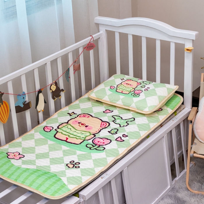 欣宜家纺 2025新款母婴级儿童乳胶凉席空调席 绿格小熊