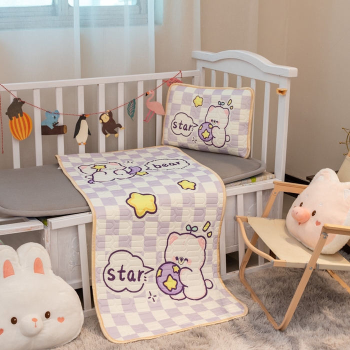 91家纺网 家纺一手货源 找家纺 欣宜家纺 2025新款母婴级儿童乳胶凉席空调席 足球熊