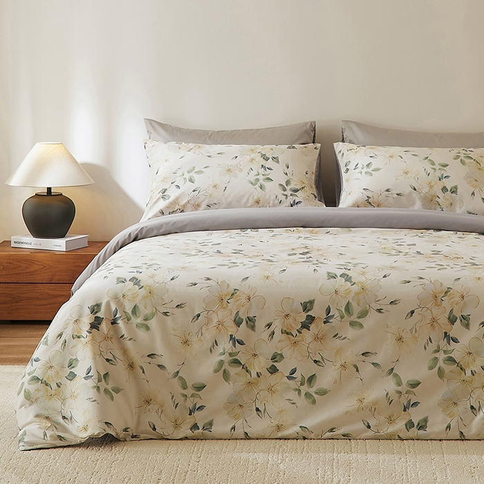 91家纺网 家纺一手货源 找家纺 欣宜家纺 2025新款60支长绒棉数码印花系列四件套 白玉兰