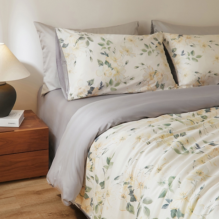 91家纺网 家纺一手货源 找家纺 欣宜家纺 2025新款60支长绒棉数码印花系列四件套 白玉兰