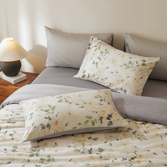 91家纺网 家纺一手货源 找家纺 欣宜家纺 2025新款60支长绒棉数码印花系列四件套 白玉兰