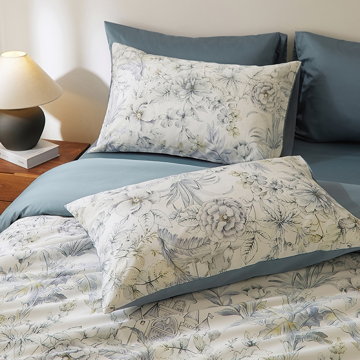 91家纺网 家纺一手货源 找家纺 欣宜家纺 2025新款60支长绒棉数码印花系列四件套 花海城堡