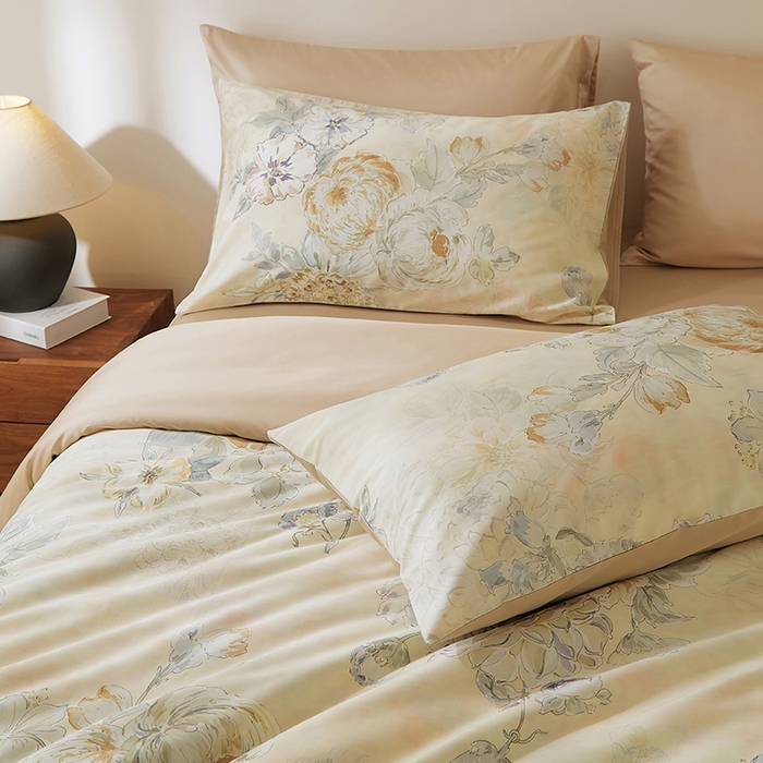 91家纺网 家纺一手货源 找家纺 欣宜家纺 2025新款60支长绒棉数码印花系列四件套 璃月