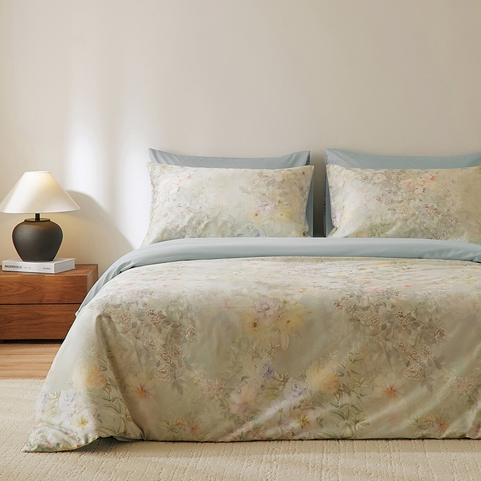 91家纺网 家纺一手货源 找家纺 欣宜家纺 2025新款60支长绒棉数码印花系列四件套 仟云灰