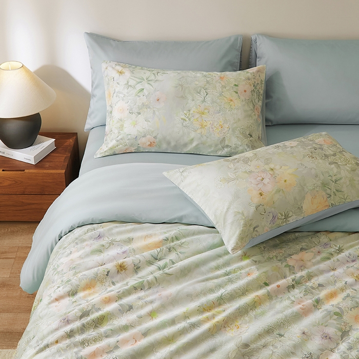 91家纺网 家纺一手货源 找家纺 欣宜家纺 2025新款60支长绒棉数码印花系列四件套 仟云绿