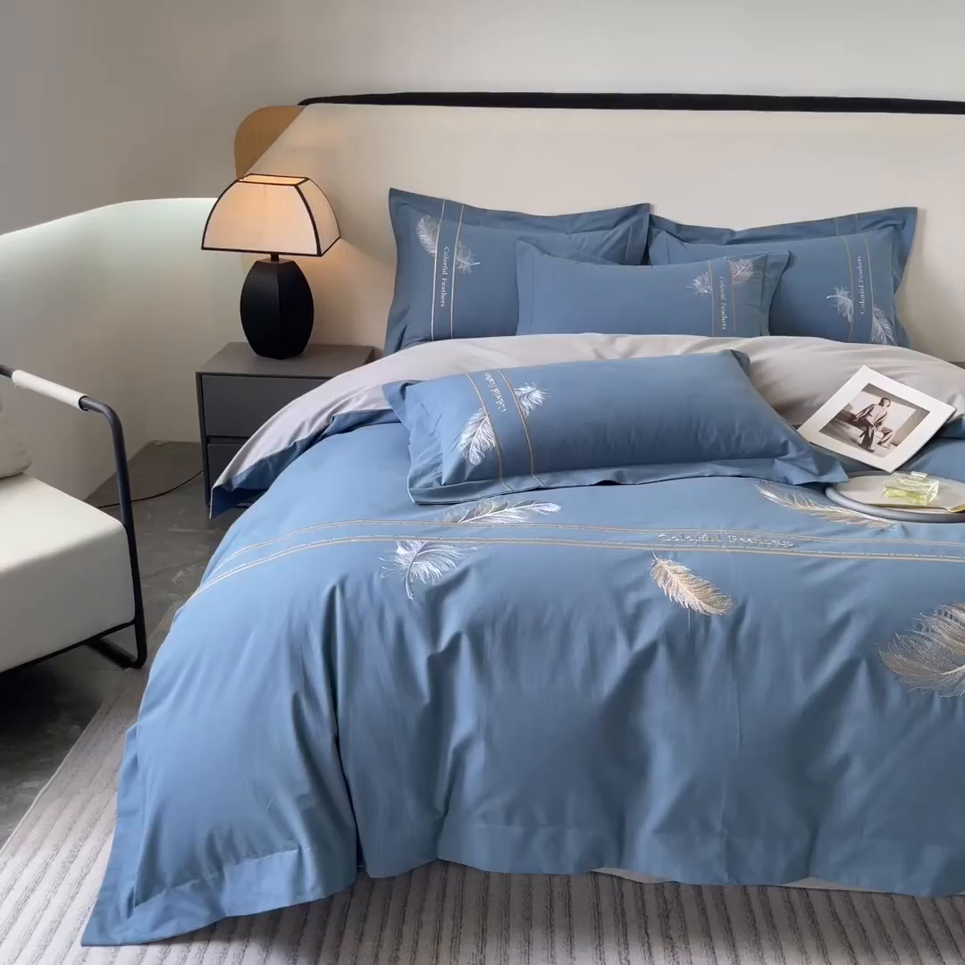 91家纺网 家纺一手货源 找家纺 欣宜家纺 2025新款纯棉全棉长绒棉磨毛不掉毛高端四件套羽翼系列带礼盒 宾利蓝