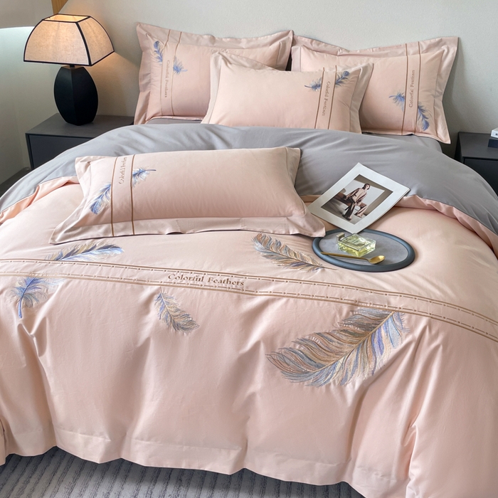 91家纺网 家纺一手货源 找家纺 欣宜家纺 2025新款纯棉全棉长绒棉磨毛不掉毛高端四件套羽翼系列带礼盒 豆沙粉