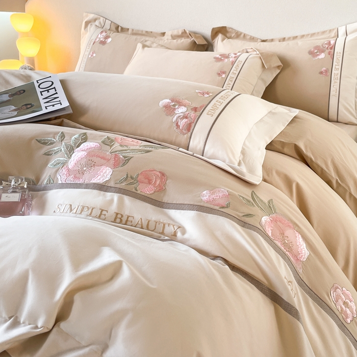 91家纺网 家纺一手货源 找家纺 欣宜家纺 2025新款纯棉全棉长绒棉磨毛不掉毛四件套高端礼盒-半亩花田系列 香槟