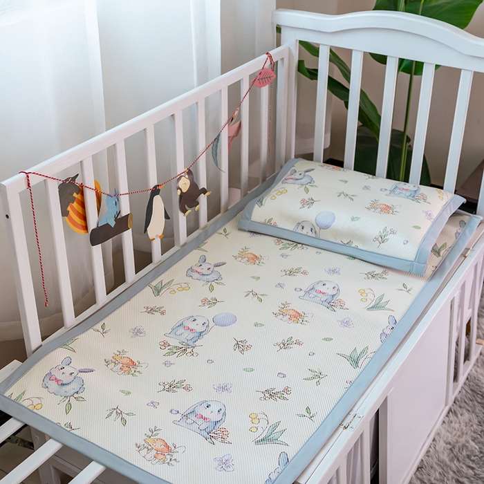 91家纺网 家纺一手货源 找家纺 欣宜家纺 2025新款儿童冰藤席幼儿园午睡席子凉席枕套可定制任意尺寸 草丛兔