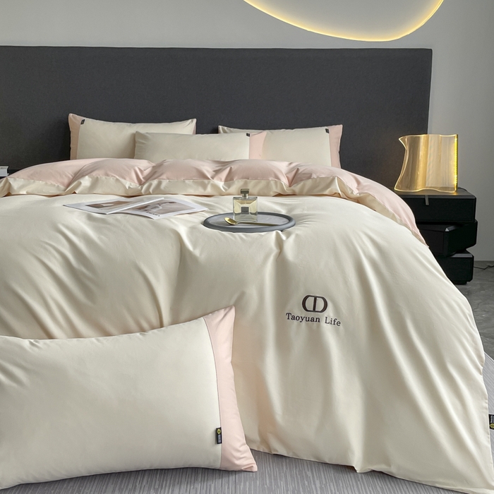 91家纺网 家纺一手货源 找家纺 欣宜家纺 2025新款纯棉全棉长绒棉磨毛刺绣绣花四件套 莫兰迪-白粉