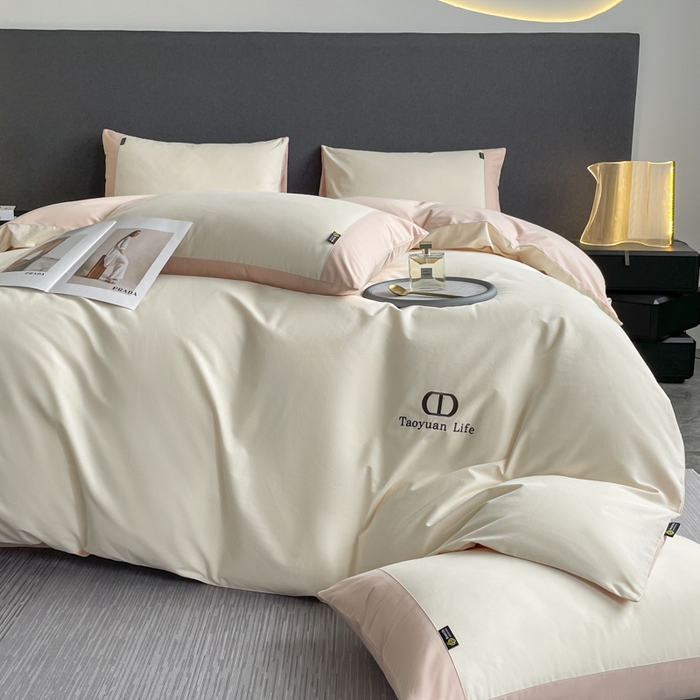 91家纺网 家纺一手货源 找家纺 欣宜家纺 2025新款纯棉全棉长绒棉磨毛刺绣绣花四件套 莫兰迪-白粉