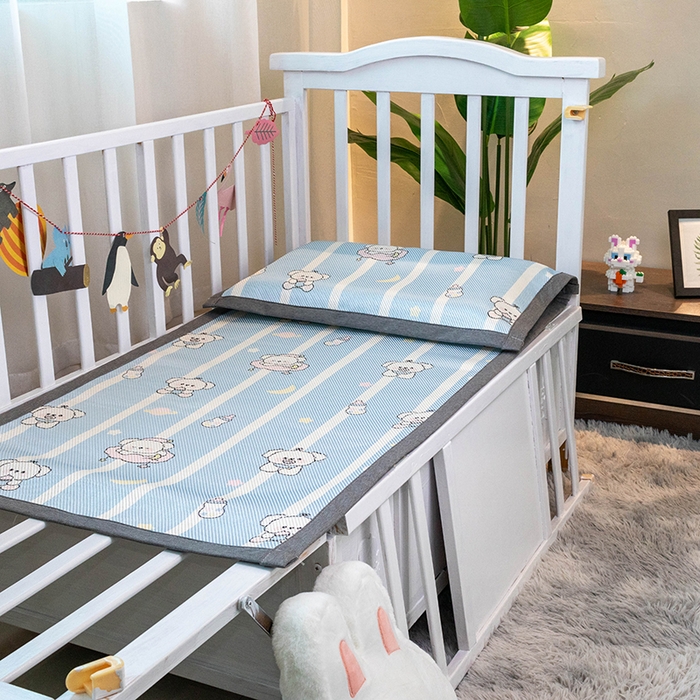 91家纺网 家纺一手货源 找家纺 欣宜家纺 2025新款儿童冰藤席幼儿园午睡席子凉席枕套可定制任意尺寸 小奶熊