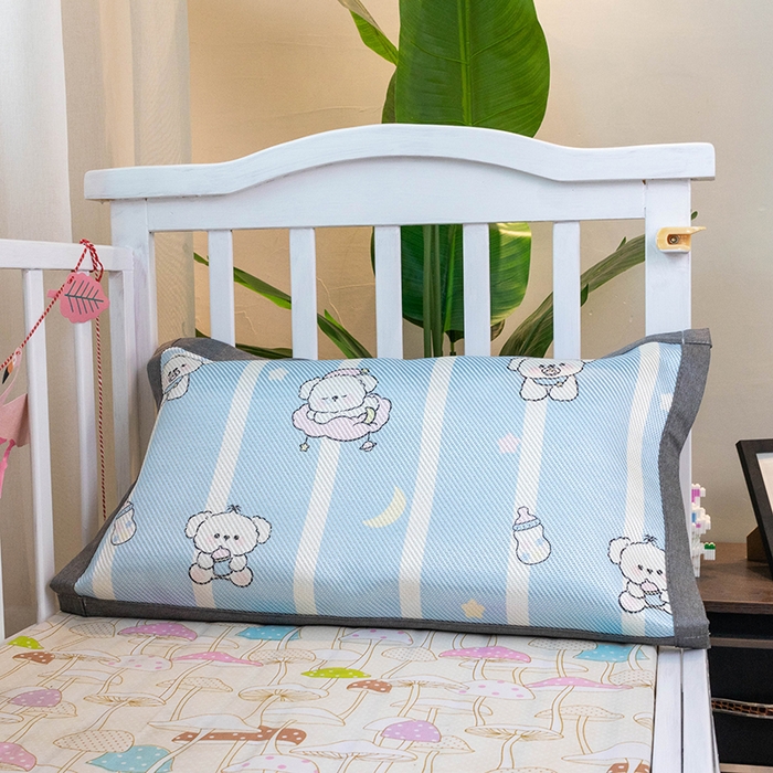 91家纺网 家纺一手货源 找家纺 欣宜家纺 2025新款儿童冰藤席幼儿园午睡席子凉席枕套可定制任意尺寸 小奶熊