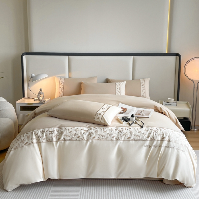 91家纺网 家纺一手货源 找家纺 （总）欣宜家纺 2025新款纯棉全棉长绒棉磨毛绣花四件套花漾系列刺绣套件带礼盒