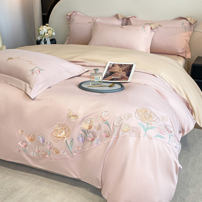 91家纺网 家纺一手货源 找家纺 欣宜家纺 2025新款纯棉全棉长绒棉刺绣绣花高端礼盒初暖系列四件套 轻奢粉