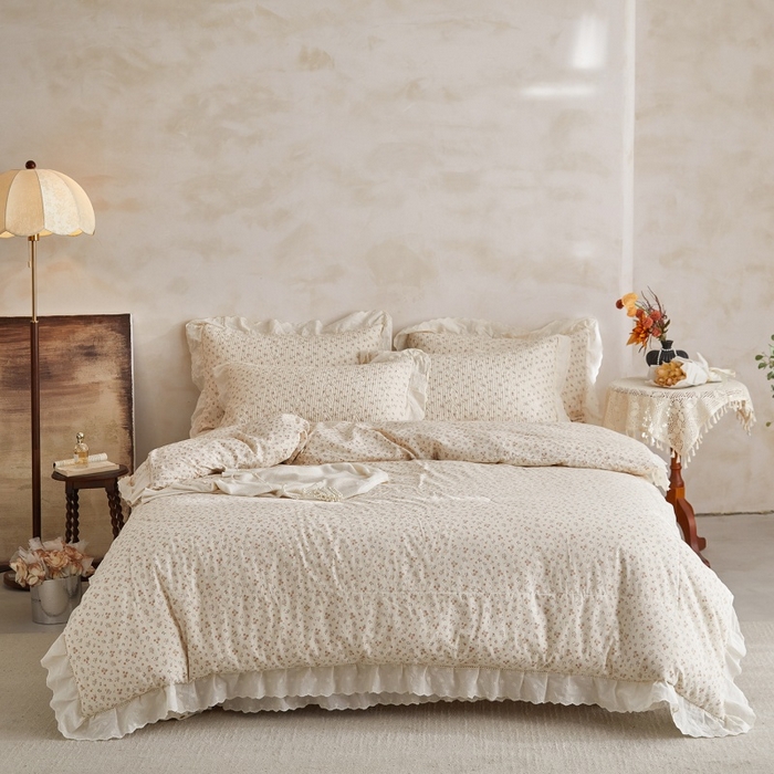 91家纺网 家纺一手货源 找家纺 源舜家纺 2026新款全棉镂空花边天丝棉麻床盖款四件套 花田半亩