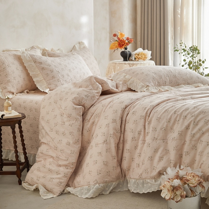 91家纺网 家纺一手货源 找家纺 源舜家纺 2026新款全棉镂空花边天丝棉麻床盖款四件套 花语禾