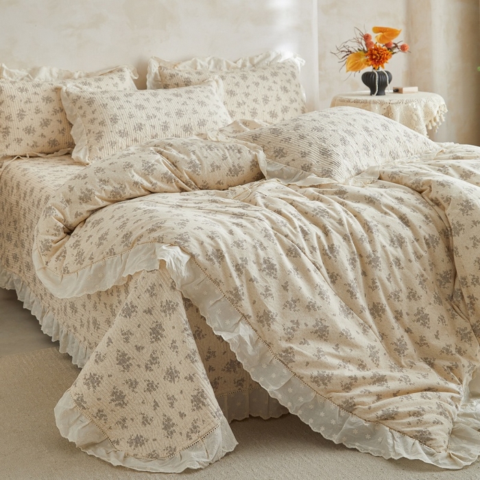 91家纺网 家纺一手货源 找家纺 源舜家纺 2026新款全棉镂空花边天丝棉麻床盖款四件套 空山雨后